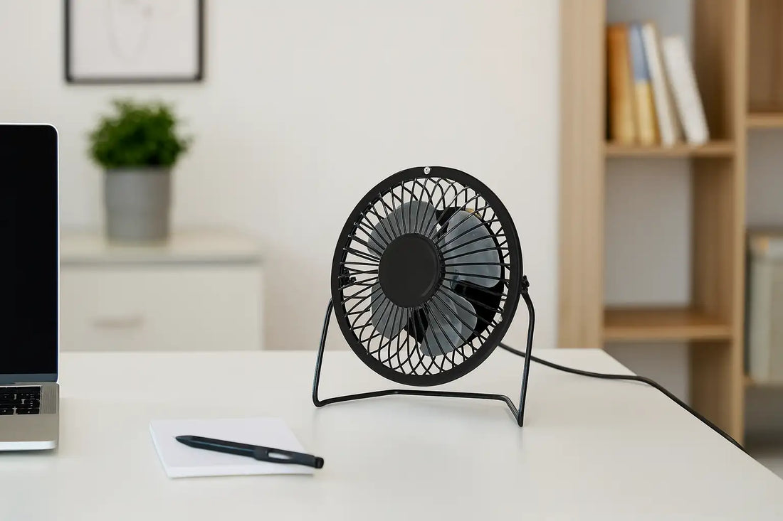 Die Schreibtisch-Geheimwaffe für 8,99€: Warum dieses Teil deinen Sommer im Büro verändert