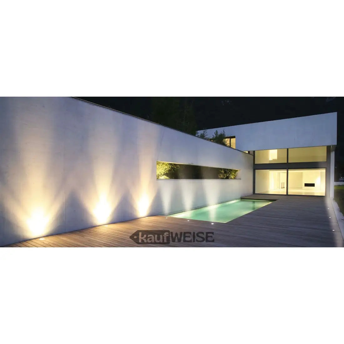 Modernes Haus mit Pool Beleuchtung Set SOFIA von Owlia für coole Terrassen Stimmung