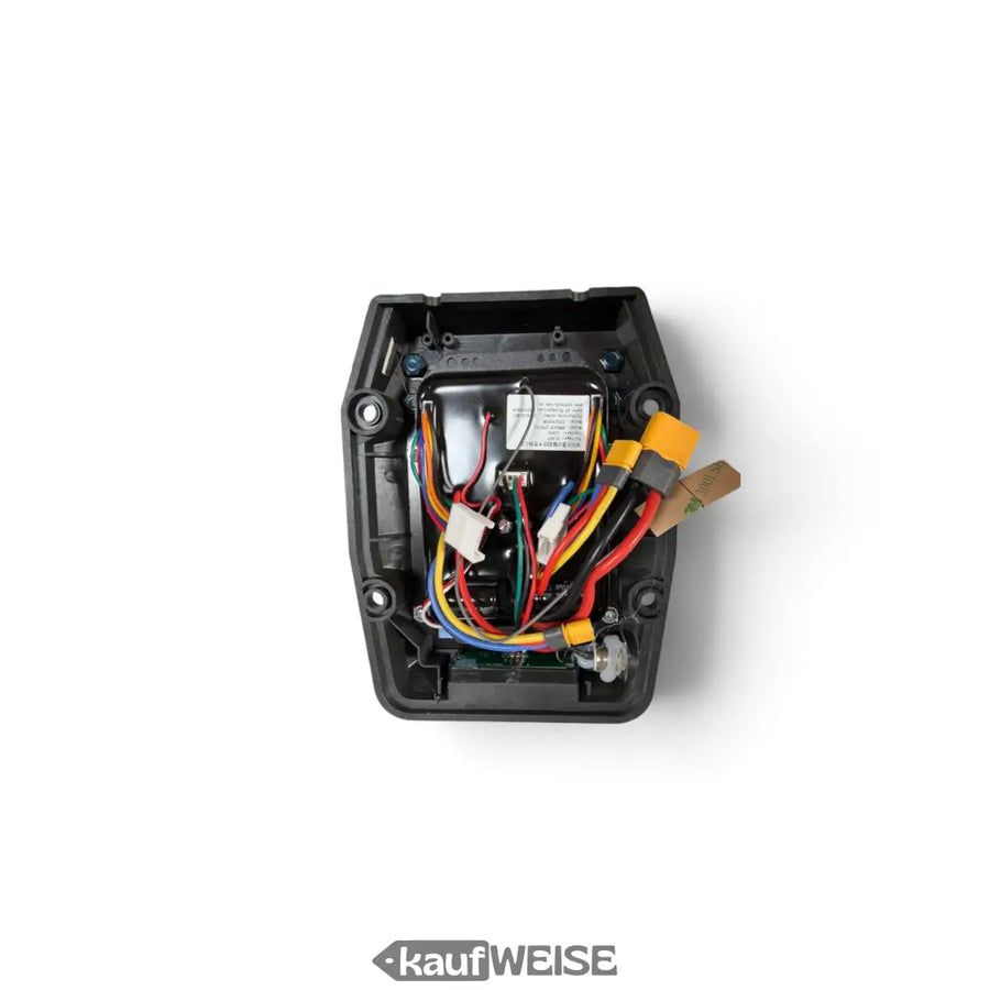 Sturdy housing with cooling fins