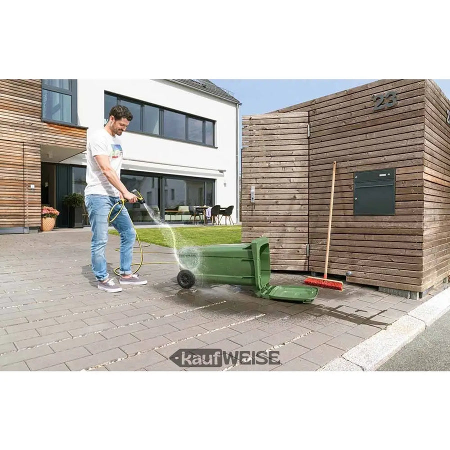 Fast Cleaning with Water Power