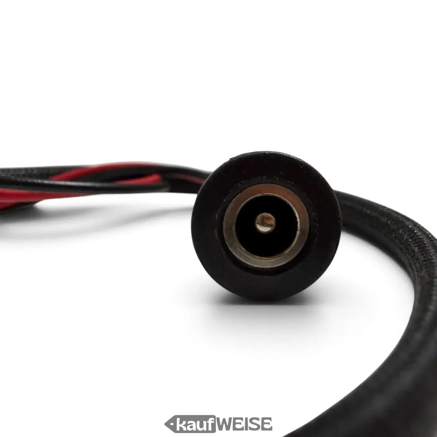 44 cm cable in a braided sleeve