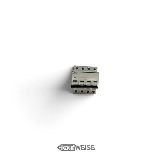 Schneider Electric Acti9 iC60N – circuit breaker 32A 4-pole | C characteristic | 6kA